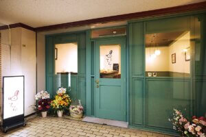 �D������ԁ~�㎿�ȃR�[�q�[���g�������\�B�����扺���O�ʂɃJ�t�F�V�X�u�i���Ă�v�I�[�v���̉摜2