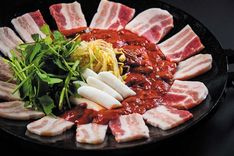 話題の韓国料理・チュクミが楽しめる「韓国酒場 三虎」新潟駅前にオープン!新感覚スイーツも 話題の韓国料理・チュクミが楽しめる「韓国酒場 三虎」新潟駅前にオープン!新感覚スイーツも