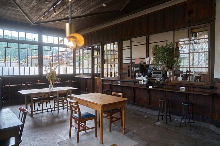 有形文化財の趣を生かした空間で蜜芋スイーツを堪能。カフェ「KIDORI」加茂市にオープン 有形文化財の趣を生かした空間で蜜芋スイーツを堪能。カフェ「KIDORI」加茂市にオープン