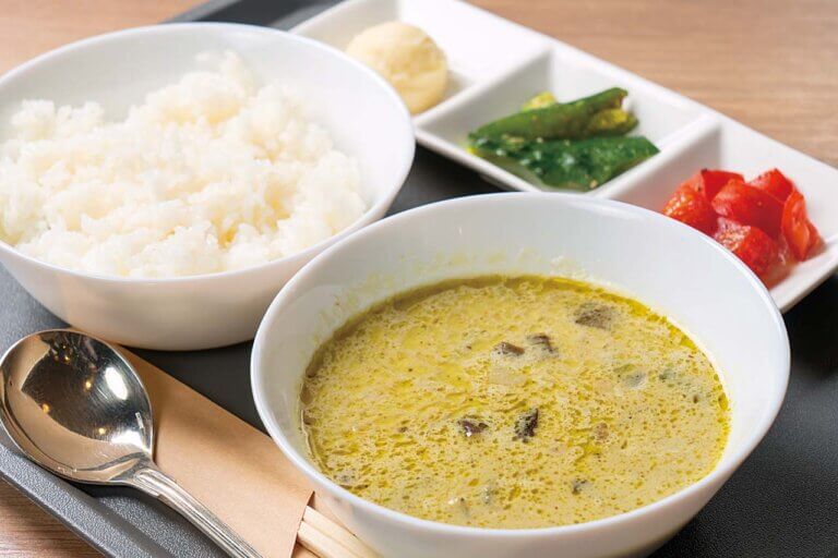 �������薡�́u�����p�ρv���ŔI�u���n�H���v���掛�n�ɃI�[�v���@���I�ȃX�C�[�c���̉摜4