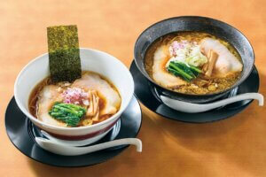 �X������z�s�́uGita�v�����É���̃��[�����X�u�t�v��2���X�Ƃ��ăI�[�v���̃��C���摜