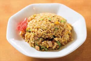 �X������z�s�́uGita�v�����É���̃��[�����X�u�t�v��2���X�Ƃ��ăI�[�v���̉摜5