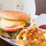 �X�p�C�X�J���[���N���t�g�o�[�K�[�̂��X���싛���s�ɒa���I�uCurry��Burger 168�i�C���n�j�v�e�C�N�A�E�g��OK�̃��C���摜