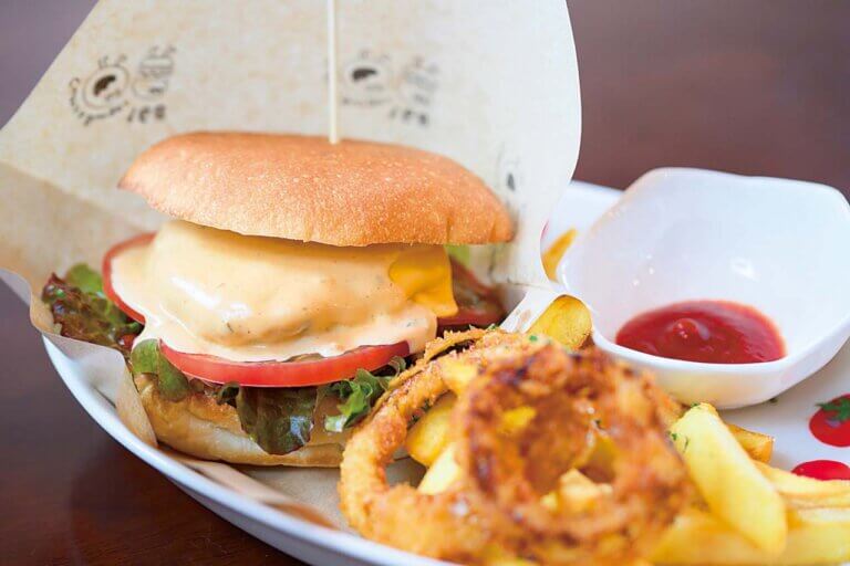 XpCXJ[Ntgo[K[̂X싛sɒaIuCurryBurger 168iCnjveCNAEgOK