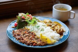 �X�p�C�X�J���[���N���t�g�o�[�K�[�̂��X���싛���s�ɒa���I�uCurry��Burger 168�i�C���n�j�v�e�C�N�A�E�g��OK�̉摜4