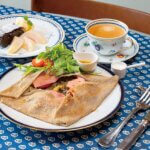 ̑OcƂKbgXuCreperie cafe HanasakuvɃI[vIAeB[NȋԂɂڂ̃C摜