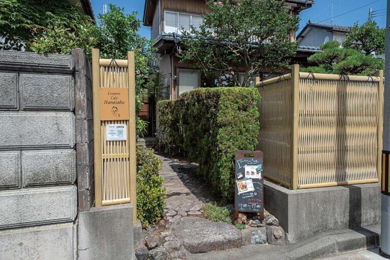 ̑OcƂKbgXuCreperie cafe HanasakuvɃI[vIAeB[NȋԂɂڂ̉摜2