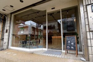 ̐lCJtFuNƎvړ]@nHނgXC[c⃉`ɒڂ̉摜2