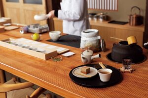 �S���������H�̋x�����B�V���e�n�̐����x�[�J���[�����ł����X�|�b�g�b��z�s�̉摜15