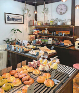 �S���������H�̋x�����B�V���e�n�̐����x�[�J���[�����ł����X�|�b�g�b������싛���G���A�̉摜17