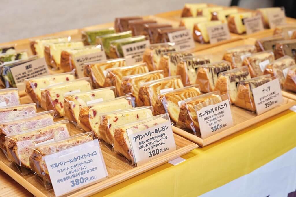 新潟駅南けやき通りに水・土のみ営業の「シフォン専門店 HACHIWARE