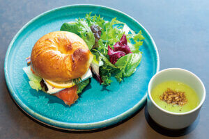 �S���������H�̋x�����B�V���e�n�̐����x�[�J���[�����ł����X�|�b�g�b�V���c�s�̉摜34