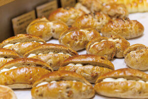 �S���������H�̋x�����B�V���e�n�̐����x�[�J���[�����ł����X�|�b�g�b����O���G���A�̉摜3