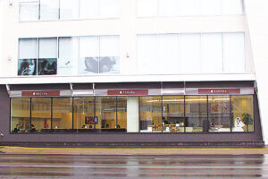 �S���������H�̋x�����B�V���e�n�̐����x�[�J���[�����ł����X�|�b�g�b��z�s�̉摜36