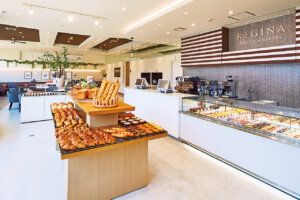 �S���������H�̋x�����B�V���e�n�̐����x�[�J���[�����ł����X�|�b�g�b��z�s�̉摜32