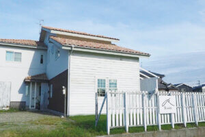 �S���������H�̋x�����B�V���e�n�̐����x�[�J���[�����ł����X�|�b�g�b����O���G���A�̉摜23