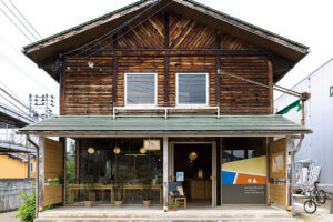 �S���������H�̋x�����B�V���e�n�̐����x�[�J���[�����ł����X�|�b�g�b������싛���G���A�̉摜33