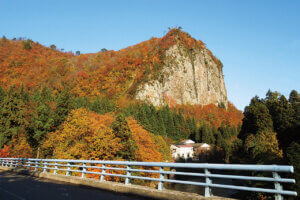 �S���������H�̋x�����B�V���e�n�̐����x�[�J���[�����ł����X�|�b�g�b����O���G���A�̉摜19