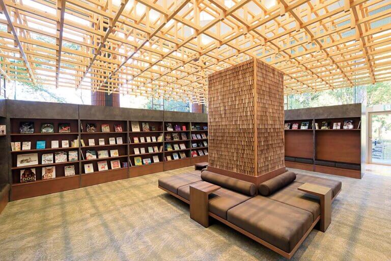 ����ɃI�[���C���N���[�V�u�z�e�����a���u��Ƃ��z�㓒��v�ĉق�h�����N�̈��H�A�݂��؂蕗�C�����p�����I