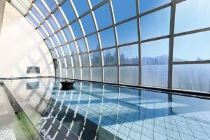 ����ɃI�[���C���N���[�V�u�z�e�����a���u��Ƃ��z�㓒��v�ĉق�h�����N�̈��H�A�݂��؂蕗�C�����p�����I�̉摜6