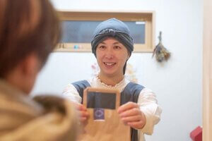 �̂ɗD�����Ă��َq�̂��X���O���s�ɓƗ��I�[�v���I�u�m et �n�v�{�̉ʕ��̃R���t�B�`���[�����]���̉摜6