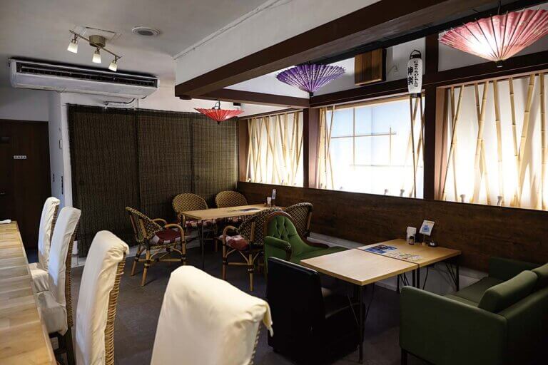 ����J�s��1��20�H����̃X�[�v�J���[���X���I�[�v���I�u Pom��Poko�v�h���A���т̗ʁA��ނ�I��ōD�݂̈�t�ɂ̉摜6