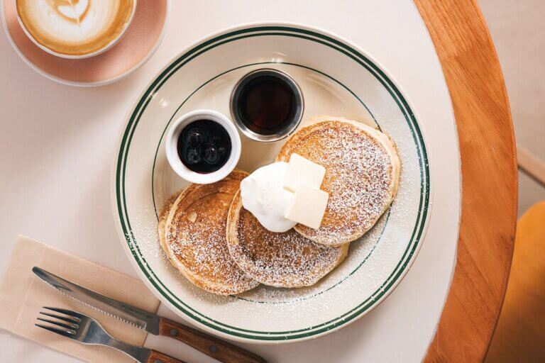 1��25�������IKomachi�ŐV�����W�́u�C�y�ɍs�������J�t�F�ē�2026�v