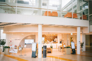 �}���٥�V���b�v�����h���I�{�݂ƈꏏ�ɖ��i�ł���V���́g���݃J�t�F�h6���̉摜6