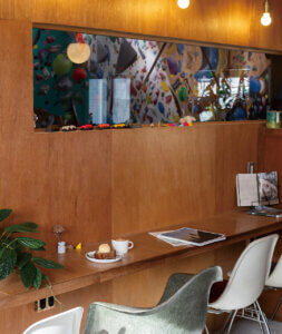 �}���٥�V���b�v�����h���I�{�݂ƈꏏ�ɖ��i�ł���V���́g���݃J�t�F�h6���̉摜8