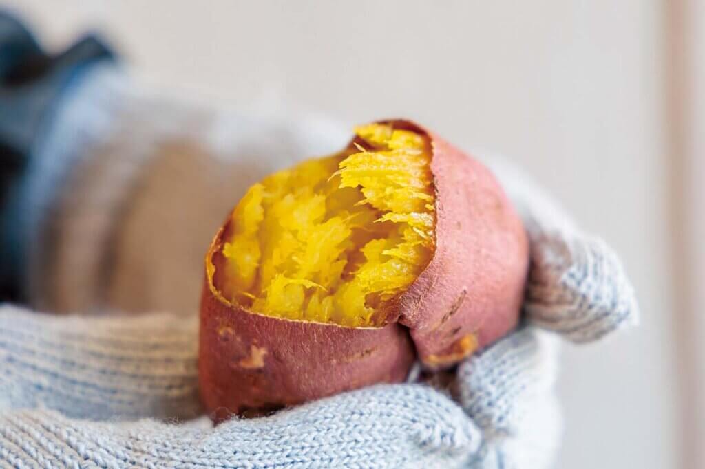 人情横丁に焼きイモ専門店「壺やきいも いも福」オープン！ 常時4種を