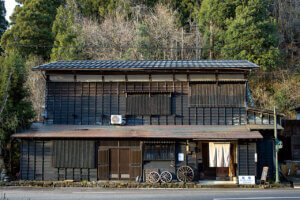 �����̖��������I�K�ꂽ��}�X�g�ŃI�[�_�[�������A�V���J�t�F�́g�Ŕ��j���[�h �����`�҂̉摜49