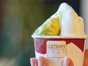 �����̖��������I�K�ꂽ��}�X�g�ŃI�[�_�[�������A�V���J�t�F�́g�Ŕ��j���[�h �X�C�[�c�҂̉摜34