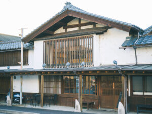 �����̖��������I�K�ꂽ��}�X�g�ŃI�[�_�[�������A�V���J�t�F�́g�Ŕ��j���[�h �X�C�[�c�҂̉摜10